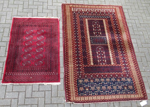 Lot 620 - A Turkman rug 213 x 141cm together with a...