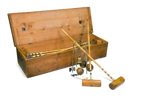 Lot 811 - A Cassiobury croquet set
