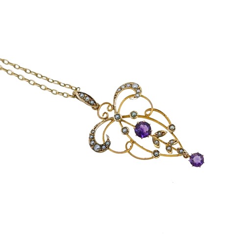 Lot 18 - An amethyst and split pearl pendant and chain