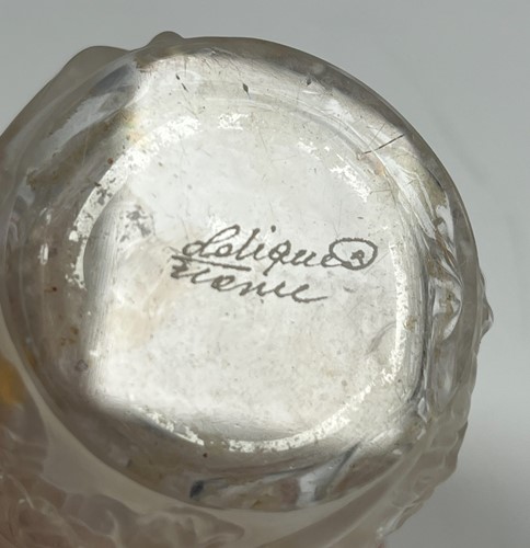 Lot 1 - Femme Fleurs, a Lalique frosted glass bud vase