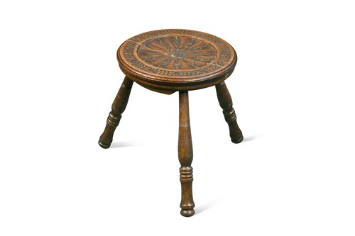Lot 260 - Attributed to Arthur W. Simpson (1857-1922) of Kendal, an oak valet chair