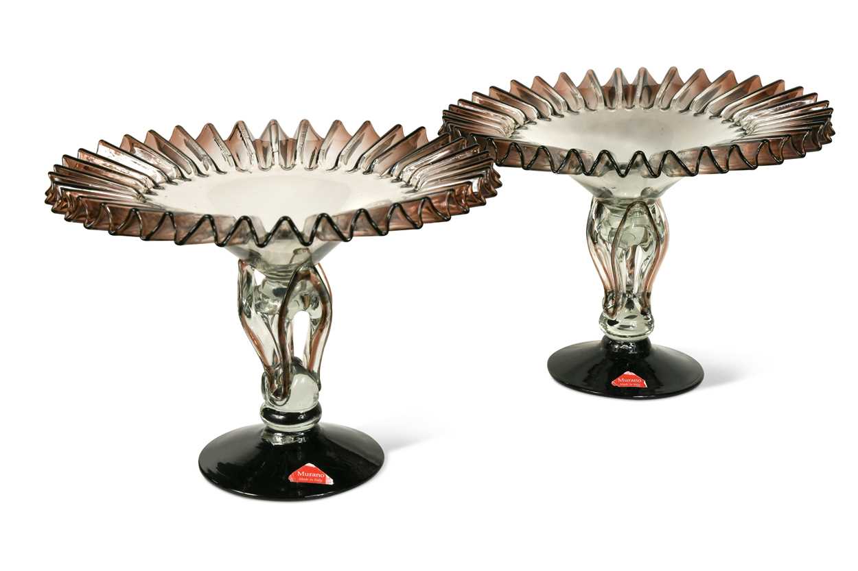 Lot 5 - A pair of Murano glass ruffle rimmed tazze, circa 1950