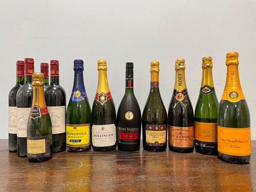 Lot 168 - Mixed wines, including Chateau St Clair,...