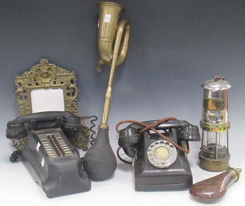 Lot 80 - Industrial bakelike telephone "Machine Room",...