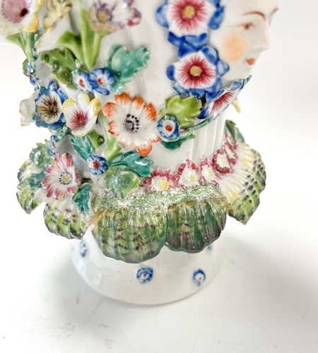 Lot 22 - A Derby pot-pourri frill vase, circa 1765