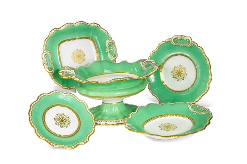 Lot 270 - An English porcelain part dessert service, 19th century