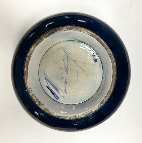 Lot 169 - A Moorcroft 'Moonlit Blue' pattern bowl