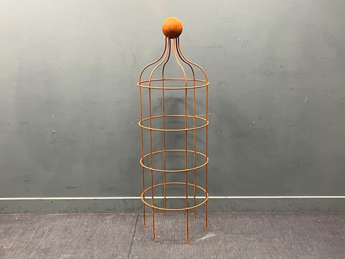 Lot 482 - An iron Windsor obelisk garden plant support...