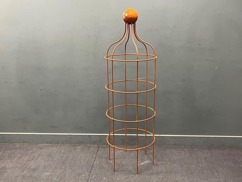 Lot 483 - An iron Windsor obelisk garden plant support...