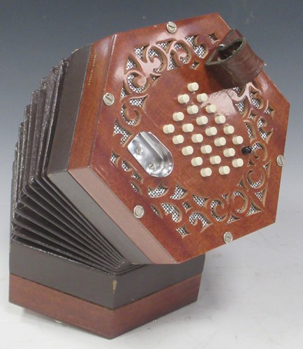 Lot 100 - A 20th century magogany 48 key concertina