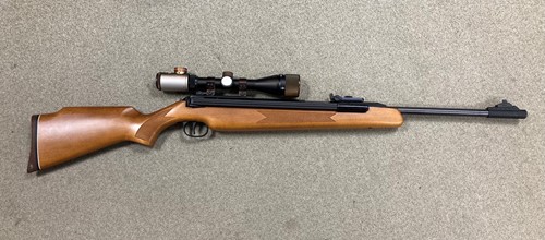 Lot 132 - A Diana model 52 .177 side lever air rifle and...