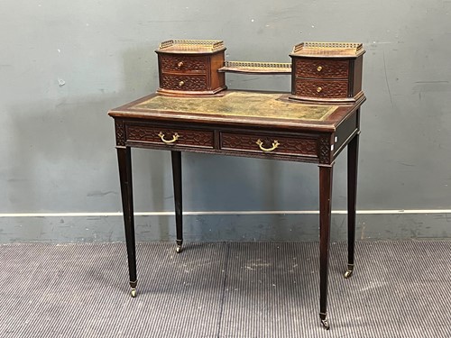 Lot 377 - An Edwardian mahogany writing desk with blind...