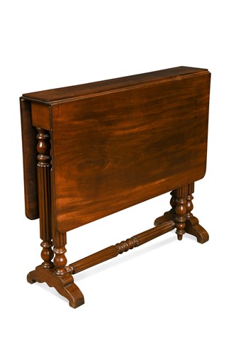 Lot 607 - A William IV mahogany Sutherland table