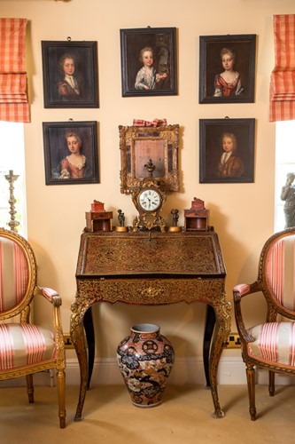 Lot 290 - A Napoleon III tortoiseshell and brass Boulle bureau-de-damme
