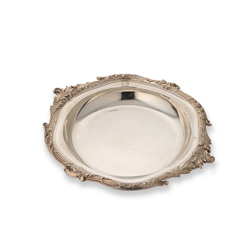 Lot 391 - A Victorian silver vegetable dish, mark of John Samuel Hunt