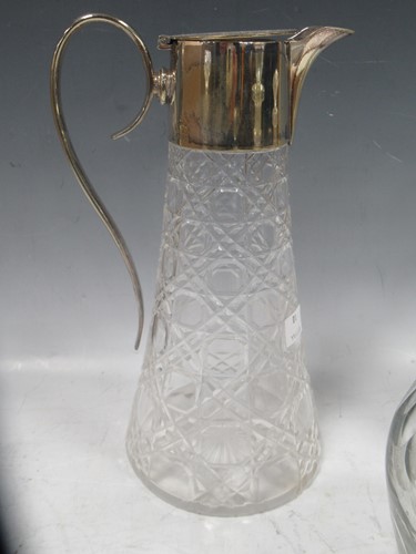 Lot 73 - A collection of antique glassware including a...