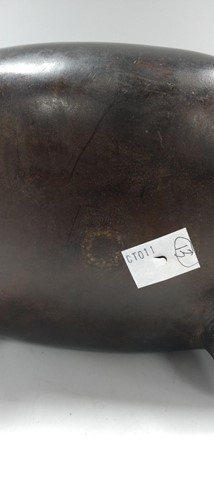 Lot 141 - An Asian bronze box and cover as an elephant