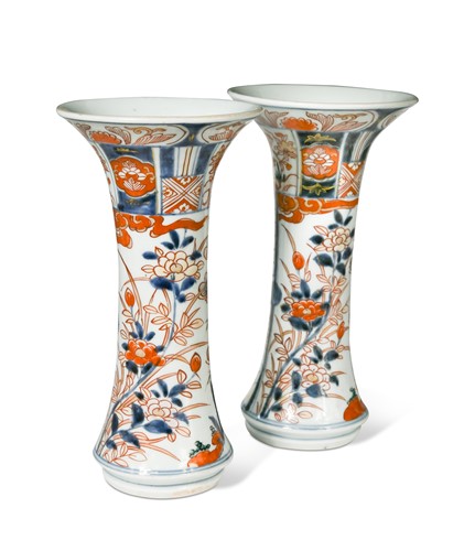 Lot 65 - A pair of Japanese Imari vases, Edo Period, 18th century