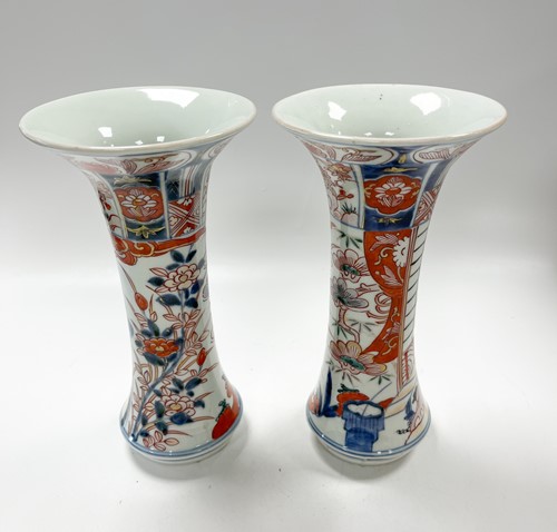 Lot 65 - A pair of Japanese Imari vases, Edo Period, 18th century