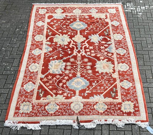 Lot 703 - Red and grey sculpted carpet 318 x 195cm