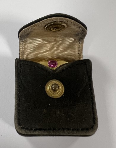 Lot 306 - A mid 20th century 18ct gold pill box, retailed by Asprey