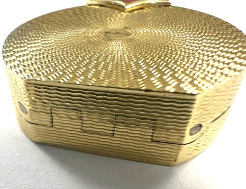 Lot 306 - A mid 20th century 18ct gold pill box, retailed by Asprey