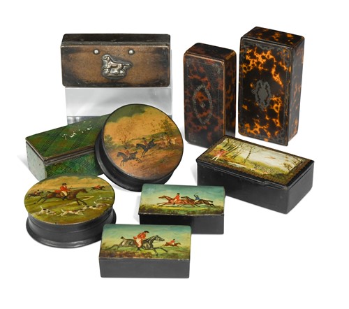 Lot 94 - A group of nine assorted papier mâché snuff boxes