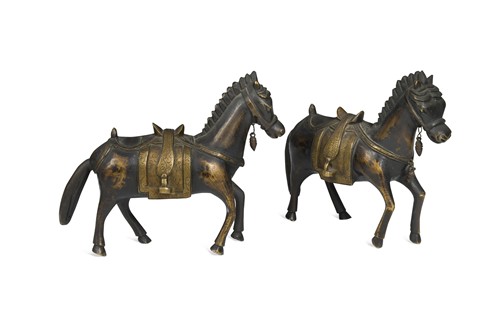 Lot 209 - A pair of Chinese bronze model horses, Qing dynasty, 19th century