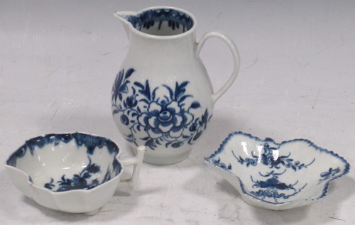 Lot 76 - A Worcester blue and white cream jug, circa...