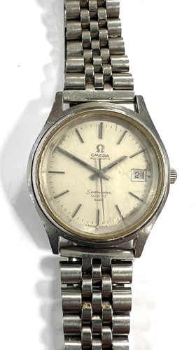 Lot 330 - Omega - A steel 'Seamaster Cosmic 2000'...