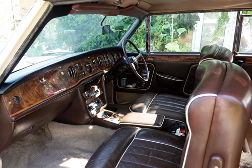 Lot 177 - A 1975 Rolls Royce Corniche convertible motor car
