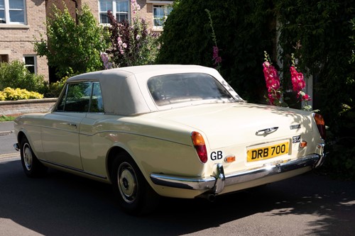 Lot 177 - A 1975 Rolls Royce Corniche convertible motor car