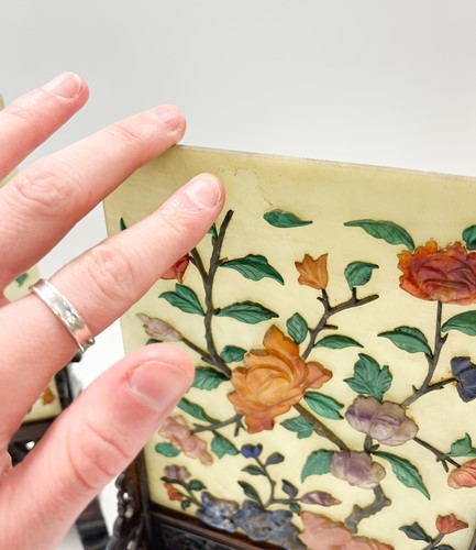 Lot 218 - A pair of Chinese hardstone inlaid jade table screens, late Qing Dynasty