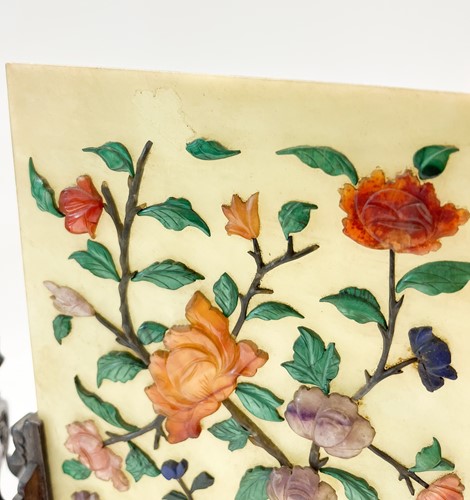 Lot 218 - A pair of Chinese hardstone inlaid jade table screens, late Qing Dynasty