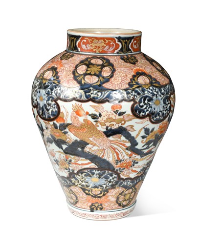 Lot 211 - A Japanese Imari baluster vase,  late 17th or early 18th century