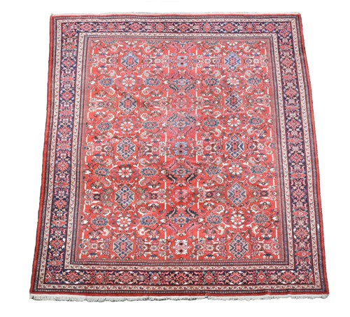 Lot 540 - A Mahal carpet, early 20th century