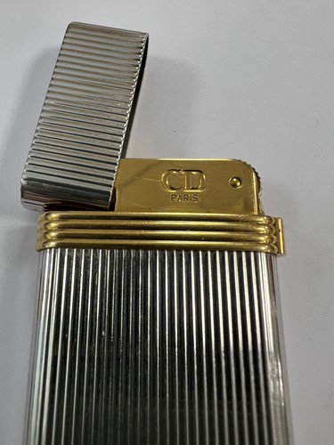 Lot 298 - A Dunhill 'Wheatsheaf rollagas' table lighter,...