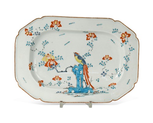 Lot 140 - A Worcester Joshua Reynolds pattern canted rectangular plate, circa 1760