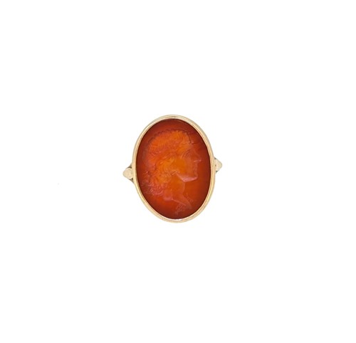 Lot 86 - A cornelian intaglio ring