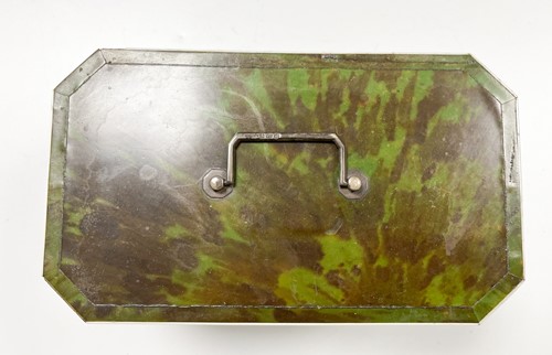 Lot 640 - A George III green stained tortoise shell tea caddy