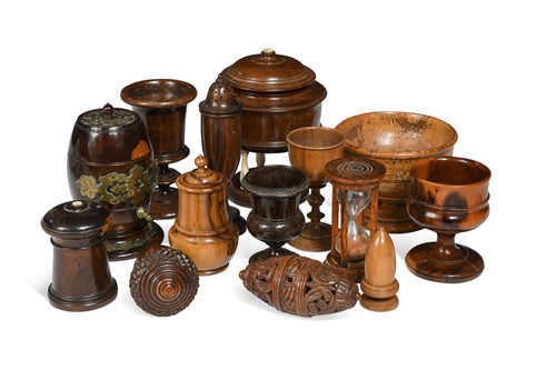 Lot 520 - A collection of treen bowls and small boxes, 19th century