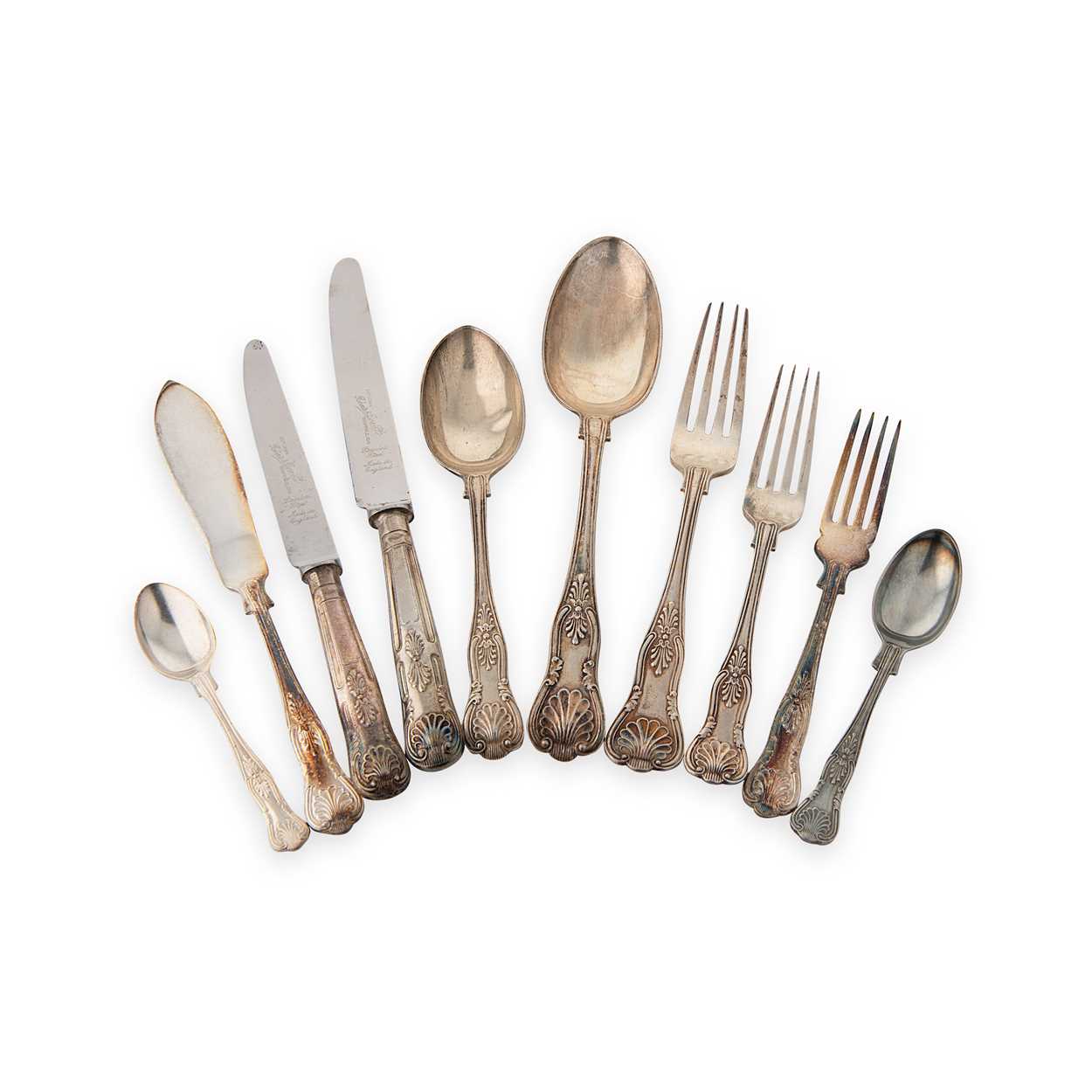 Lot 376 - A 51-piece set of Victorian silver flatware