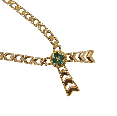 Lot 96 - A late 20th century emerald and pearl necklace