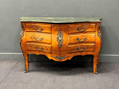 Lot 546 - A Louis XV style marble topped gilt metal...