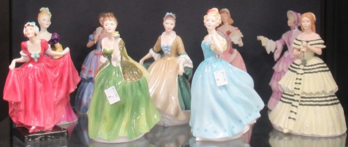 Lot 99 - Collection 16 female ceramic figures, to...