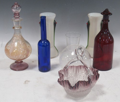 Lot 126 - Collection of glassware to include vase with...