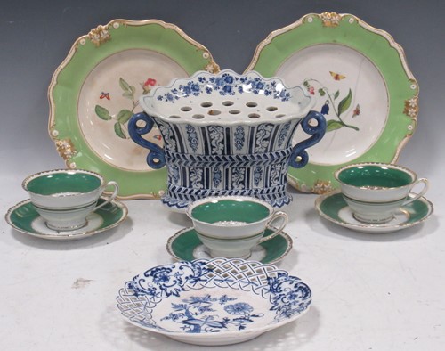 Lot 98 - A Delft blue and white two-handled cachepot, a...