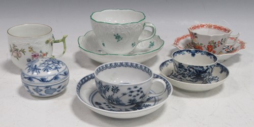 Lot 7 - A group of Meissen to include a kakiemon style...