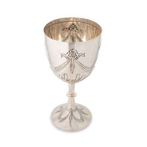 Lot 384 - A large Victorian silver goblet