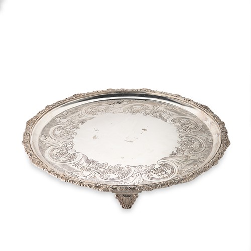 Lot 441 - Edinburgh - A George III silver salver